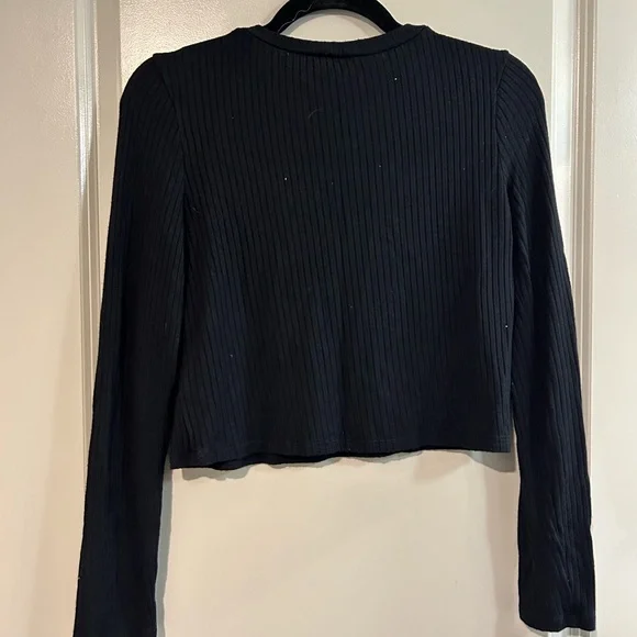 Reformation Jackie Tee Black Ribbed Long-Sleeve Cropped Tee - Picture 4 of 4